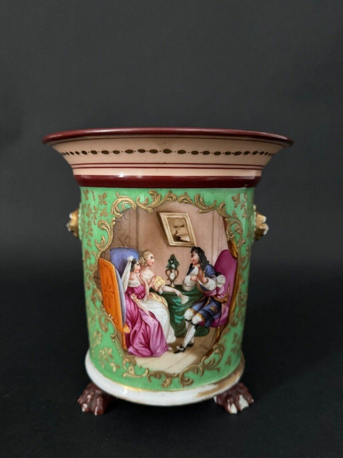 Vaso da fiori in stile Luigi Filippo, arredamento romantico, XIX secolo, sfondo verde