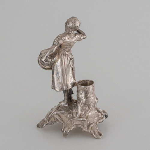 Silver subject young girl with pyrogenic basket soliflore 19th century Minerva