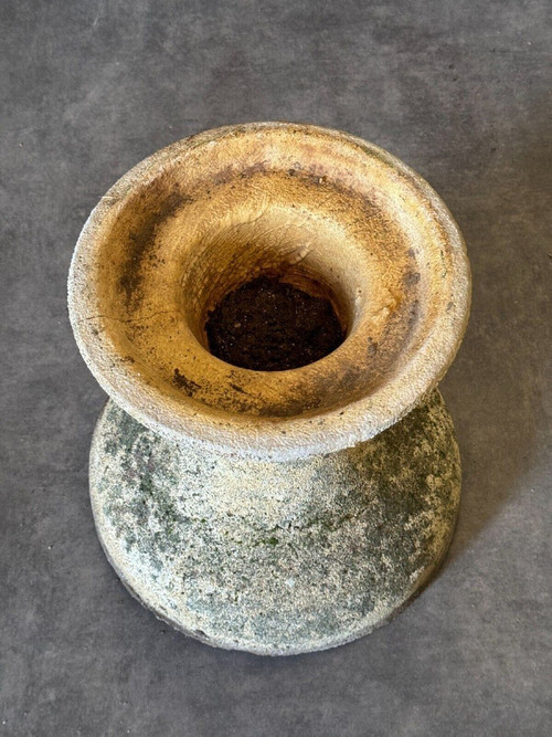 Diabolo cement planter by Willy Guhl 20th century