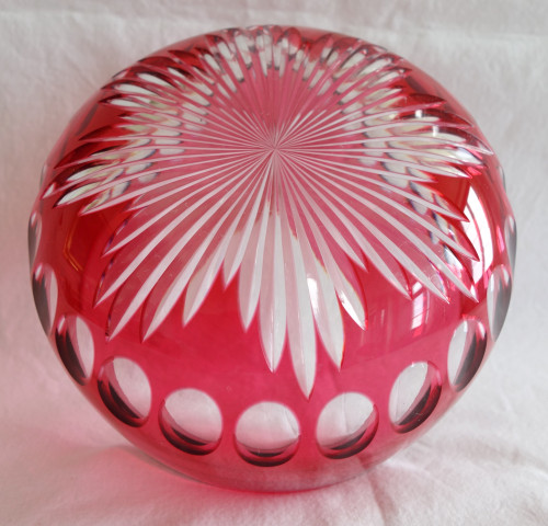 Set of 6 bowls, ramekins in Baccarat crystal cut with red pink overlay