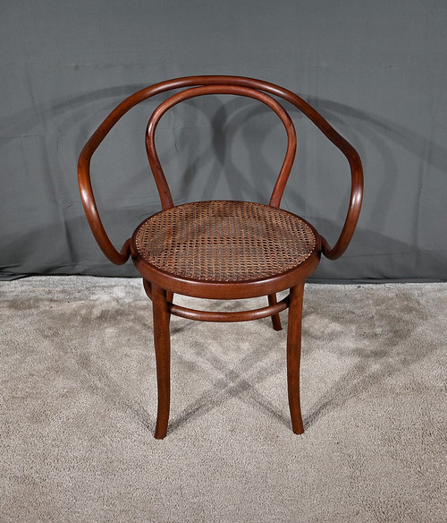 Bentwood Armchair, by Jacob & Josef Kohn – 1900