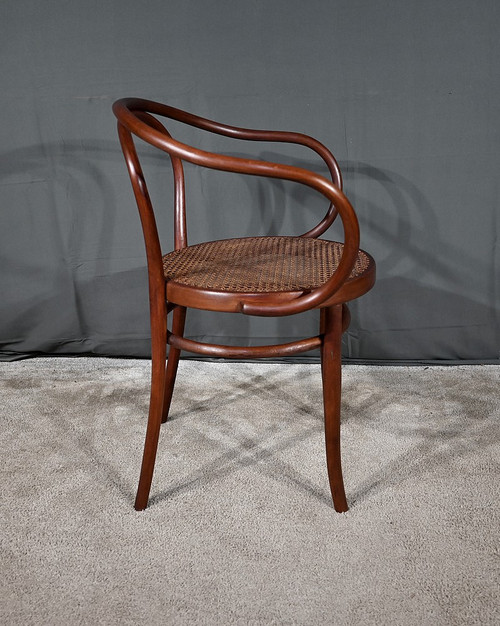 Bentwood Armchair, by Jacob & Josef Kohn – 1900