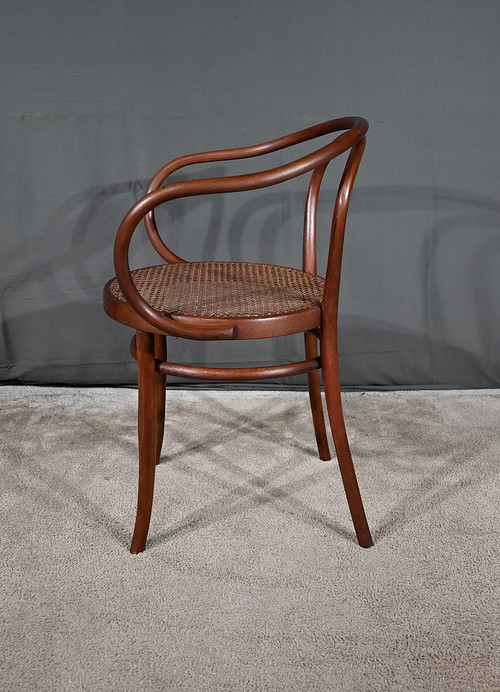 Bentwood Armchair, by Jacob & Josef Kohn – 1900