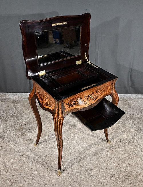 Rosewood and palisander workbench, Louis XV style, Napoleon III period - Mid-19th century