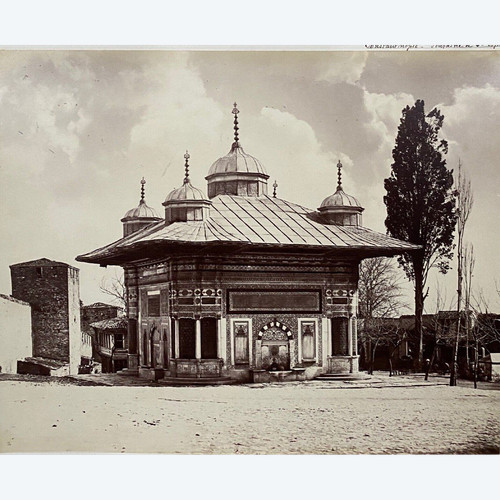 Foto Konstantinopel - Brunnen der Hagia Sophia XIX Albumin