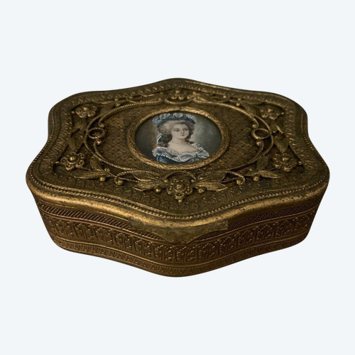 Hand-painted miniature Louis XVI style bronze box