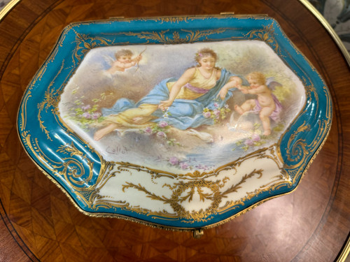 COFFRET EN PORCELAINE SEVRES Château des Tuileries avec tableau signé par A. COLLOT