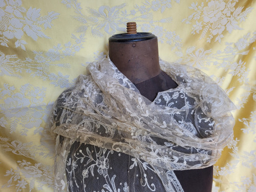 Stole in embroidered tulle, circa 1900