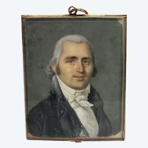 Eighteenth- and early nineteenth-century miniature of a man in a frock coat, hand-painted with hair.