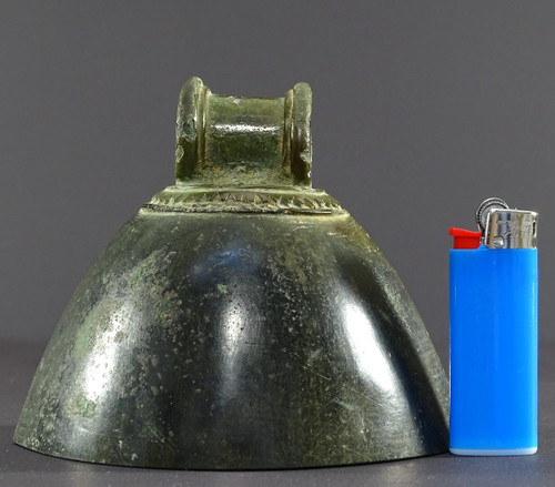 Indonesia, Majapahit period, Circa 15th Century, Geometrically Decorated Bronze Bell.