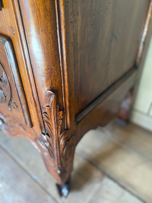 18th century Louis XV chest of drawers from Nîmes (Provence)