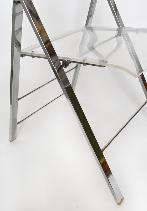 Suite of 5 folding chairs from the 1970s in chromed metal and Plexiglas