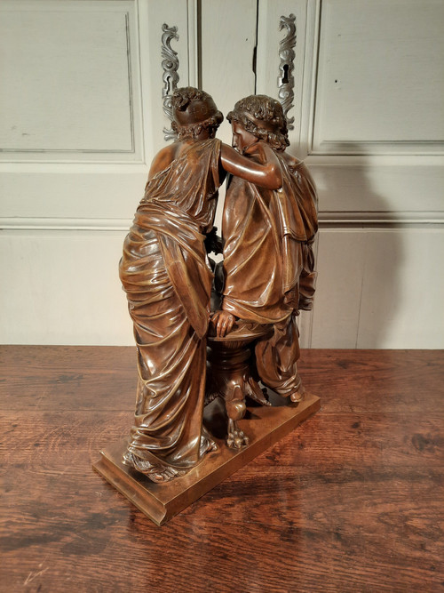 Sculpture en bronze représentant un couple de l’Antiquité gréco-romaine, d’époque XIXème siècle.