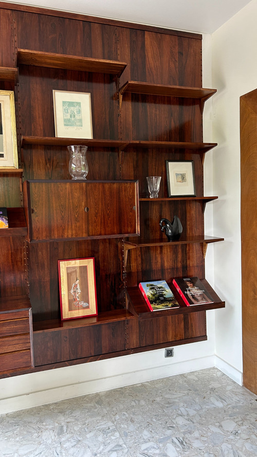 Scandinavian modular wall shelf in rosewood, Poul Cadovius, 60s