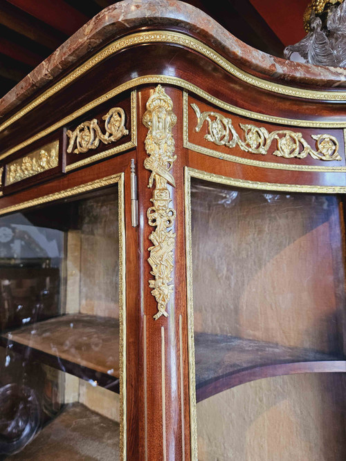 Louis XVI-style mahogany, gilt bronze and varnished Martin display case