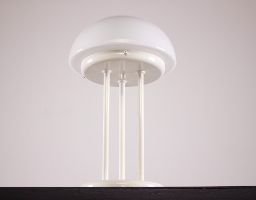 Tripod mushroom lamp, 1970's.