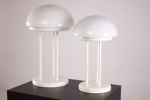 Tripod mushroom lamp, 1970's.