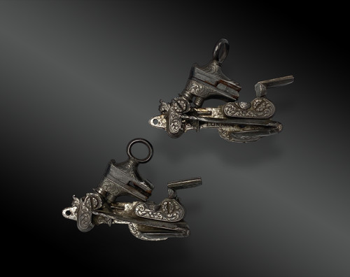 Pair of luxury flintlock pistols by Joseph LLINAROS Spain circa 1800