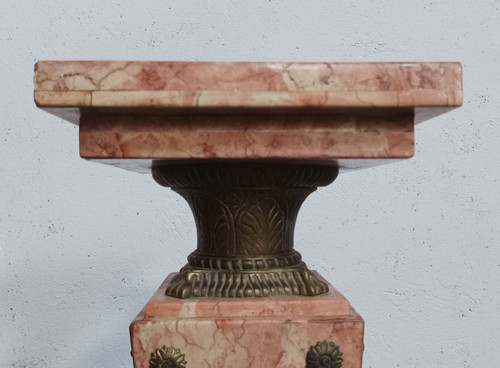 High column in pink marble and bronze, Louis XVI style