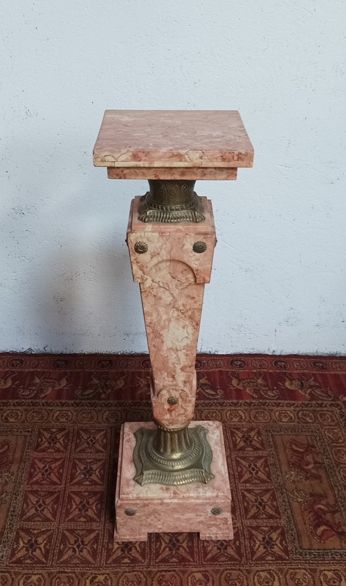 High column in pink marble and bronze, Louis XVI style