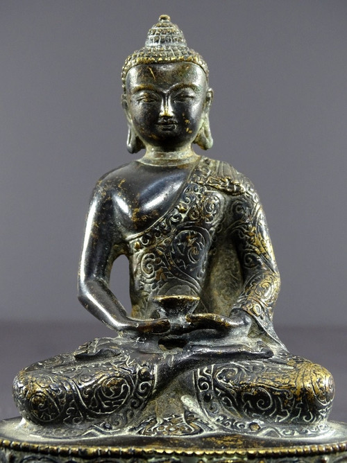 Art Sino-tibétain, Première Moitié Du XXème Siècle, Statue De Bouddha En Bronze. 