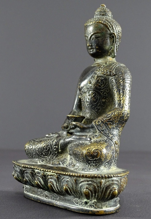 Art Sino-tibétain, Première Moitié Du XXème Siècle, Statue De Bouddha En Bronze. 