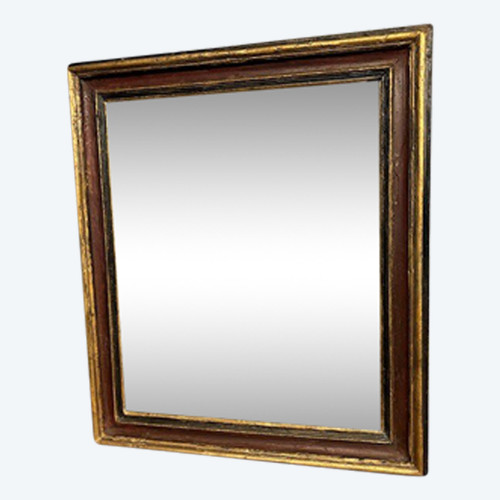 Antique 17th-era painted frame in carved and lacquered wood. Exterior 91.50 x 79 . Interior 75.7 x 6