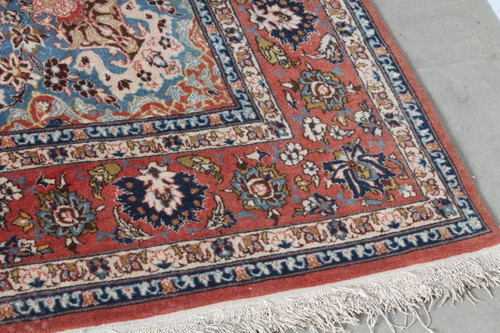 Sumptuous Persian Isfahan rug extra fine wool . mid-20th c. 210 x 55 .