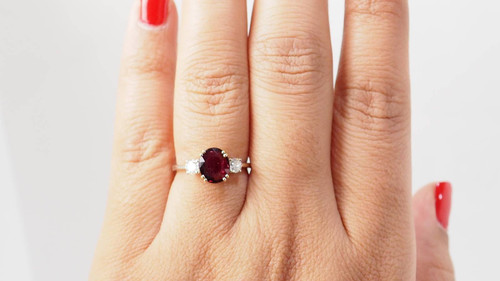 Two-tone gold ring, certified natural ruby and diamonds