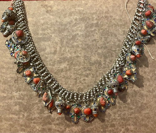 COLLIER KABYLE DES BENI YENI, Algérie, grande Kabylie vers 1935. Bijou éthique. Berber jewellery 