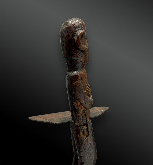 SCHUTZSTATUETTE – Hampatong-Dayak-Kultur, Insel Borneo – um 1900