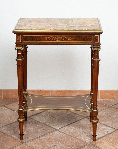 Ancienne Table Basse Française Napoléon III En Acajou, époque 19ème Siècle.