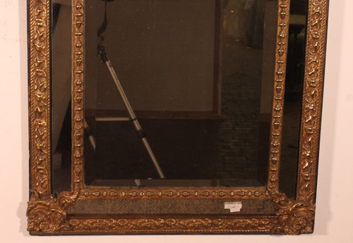 Pareclose Mirror With Sculpted Coper From The 19th Century From France