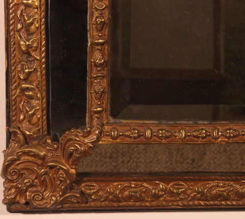 Pareclose Mirror With Sculpted Coper From The 19th Century From France