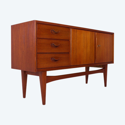 Skandinavisches Sideboard aus Teakholz.