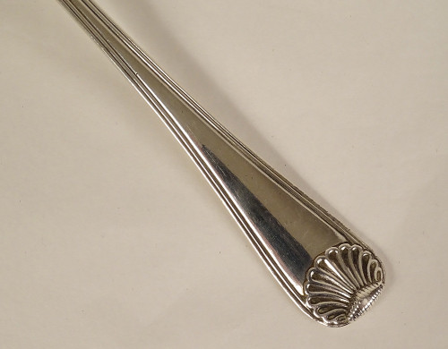 Solid Silver Sprinkling Spoon Farmers General Shell 85gr XVIIIth