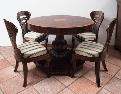 Antique Neapolitan Smith style table, 19th century.