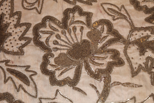 Broderie ottomane en fils argent et or à décor floral époque milieu 19ème