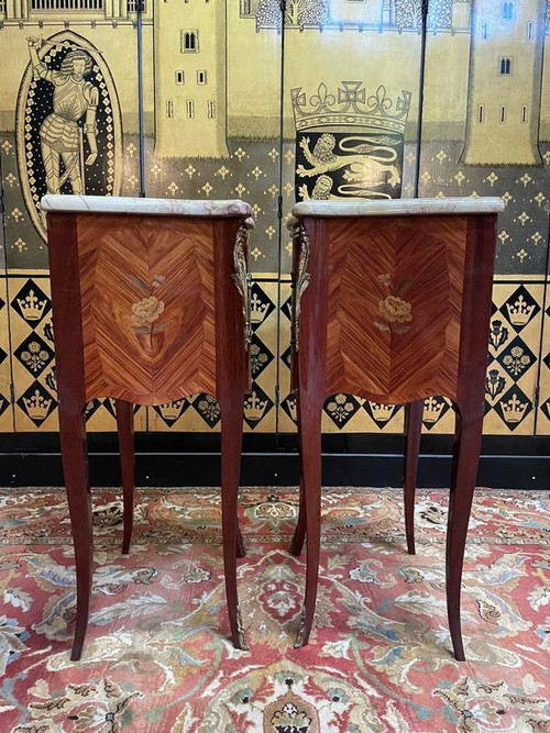 Pair of Louis XV style marquetry bedside tables - Transition