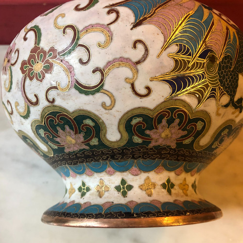 Cloisonné dragon vase