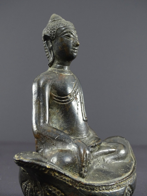 Thailand, Early 20th Century, Superb Sukhothai Style Bronze Buddha.