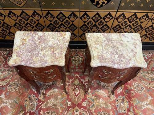 Pair of Louis XV/Transition style bedside tables in marquetry