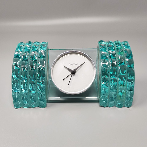 1970s Astonishing Table Clock by Omodomo in Crystal. Made in Italy