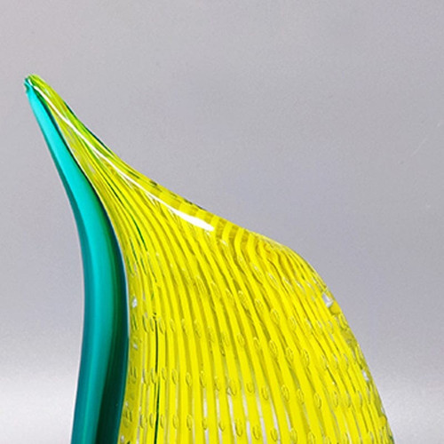 Étonnant vase jaune et vert de Rosenthal en verre de Murano datant des années 1960. Fabriqué en Italie