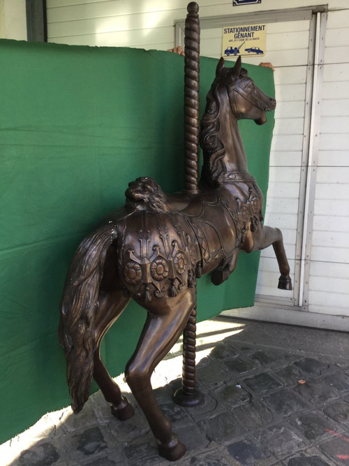 Bronzestatue, Karussellpferd mit brauner Patina XX.