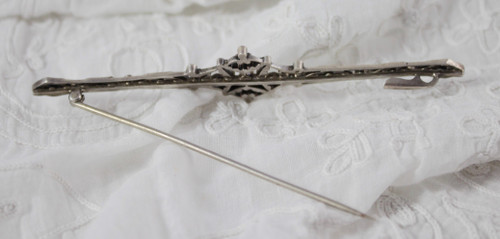 Silver pearl and white stone barrette brooch from the late 19th and early 20th century