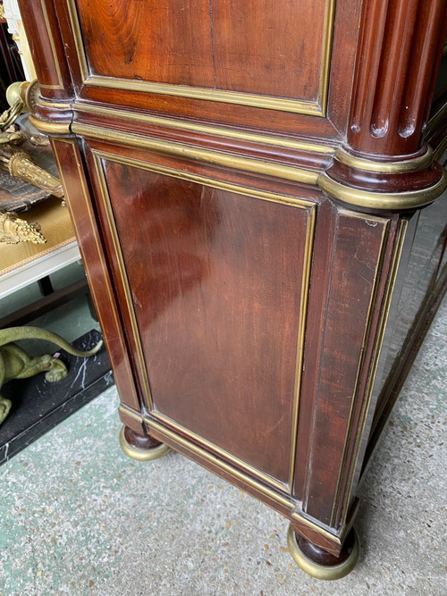 18th Century Louis XVI Period Guillotine Desk In Flamed Mahogany And Brass Joncs