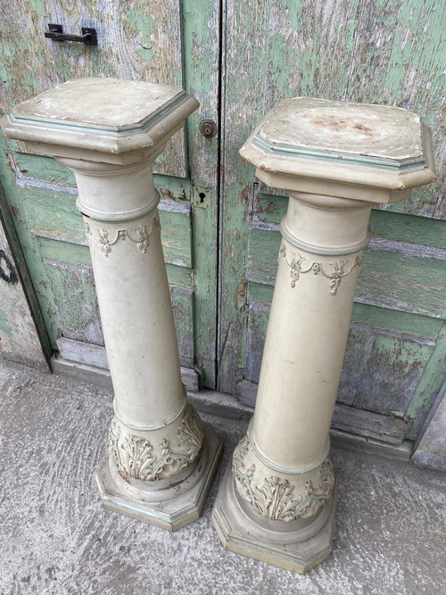 Paire De Colonnes En Bois Laqué Et Sculpté XIXème