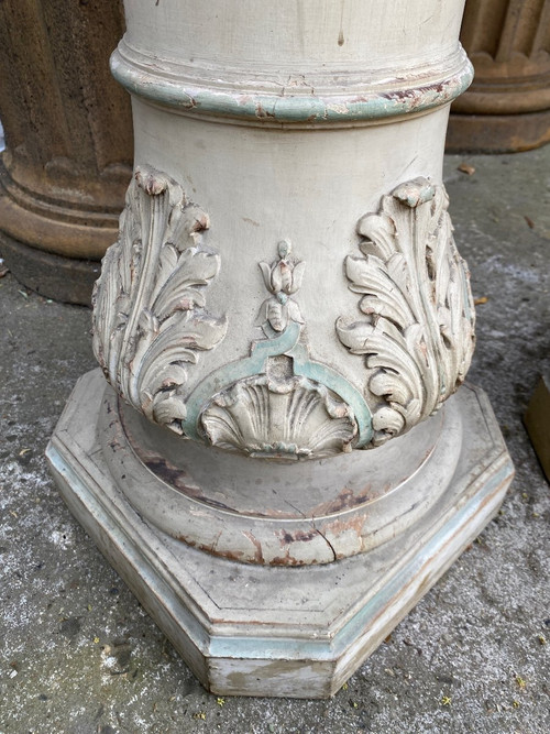 Paire De Colonnes En Bois Laqué Et Sculpté XIXème