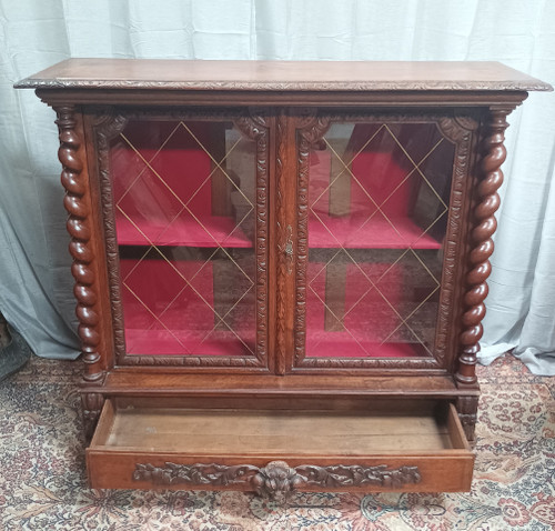 Vitrine Louis XIII en chêne